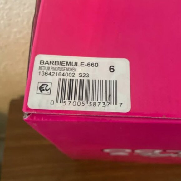 New BARBIE ALDO Barbiemule Low Heel Pink Size 6 - Picture 6 of 6